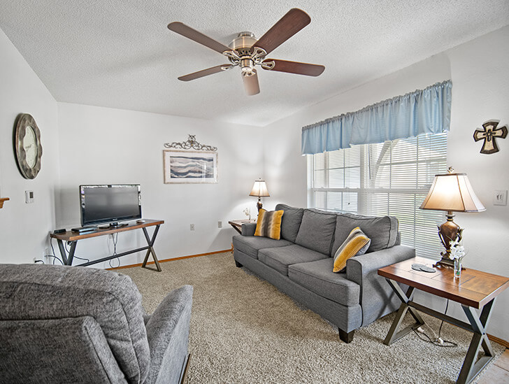 Independent Living apartment living room at Good Samaritan Society in Hutchinson, KS