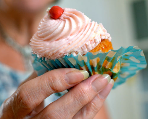 Cupcake with frosting.