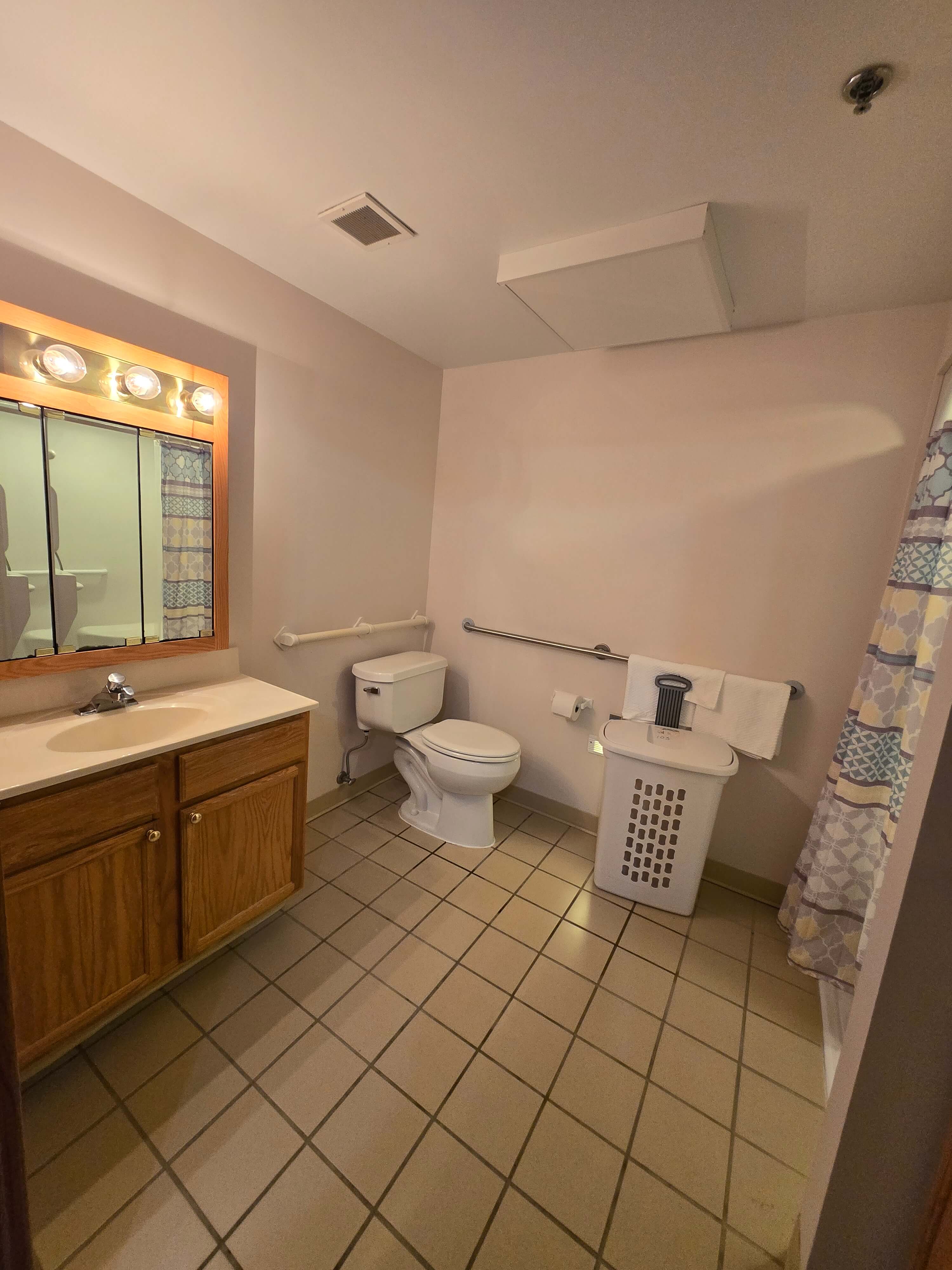 Good Samaritan - Alma Respite Care bathroom.