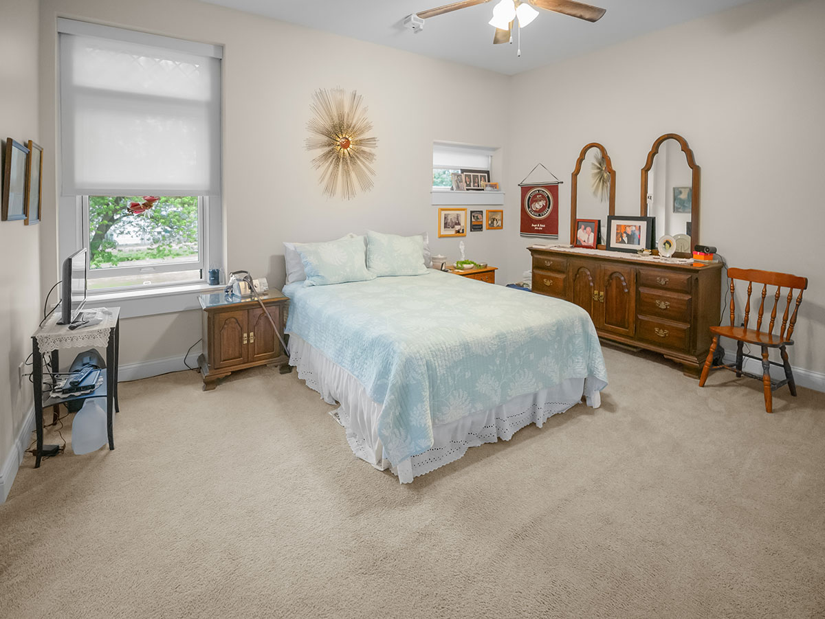 Cook Legacy Village apartment bedroom.