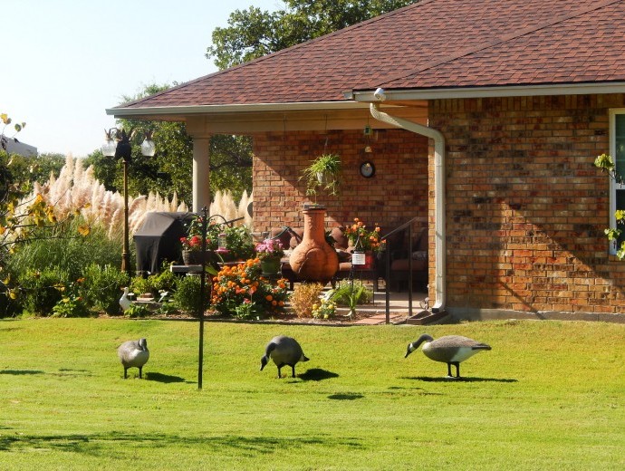 Exterior view of the maintenance-free twin homes at Good Samaritan Society - Lake Forest Village in Denton, Texas.