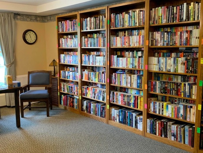 Library available for residents at Good Samaritan Society - Heritage Grove in East Grand Forks, Minnesota.