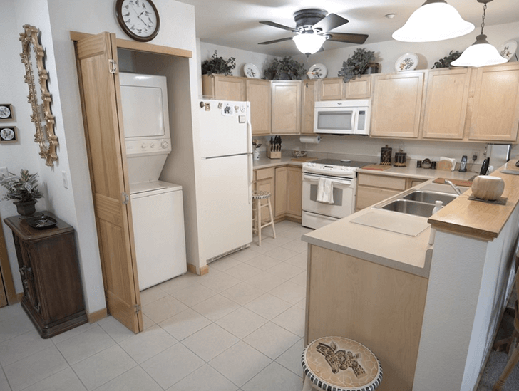 Good Samaritan Society - Estes Park Independent Living Apartment Kitchen