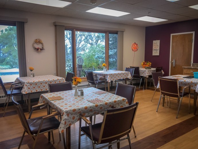 Dining room.