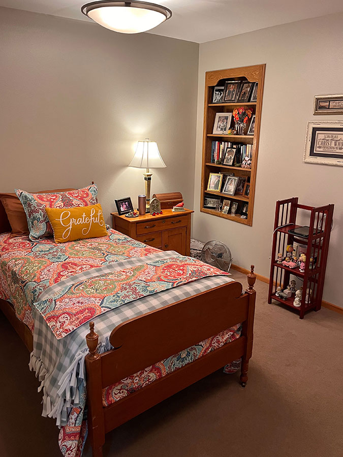 Good Samaritan Society — Osceola assisted living bedroom.