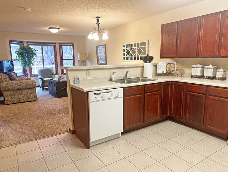 Jase'S House - Assisted Living in Roseville, MN photo 6
