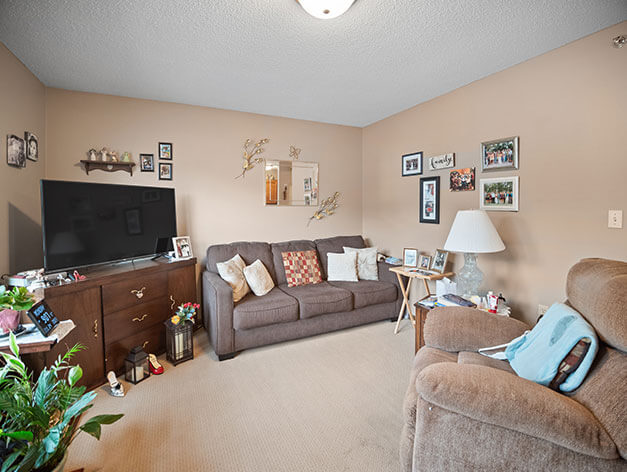 Gardenstone independent living apartment living room at Good Samaritan Society - Sioux Falls Village
