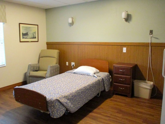 Comfortable suite for individuals taking advantage of inpatient rehabilitation at Good Samaritan Society - Scandia Village in Sister Bay, Wisconsin.