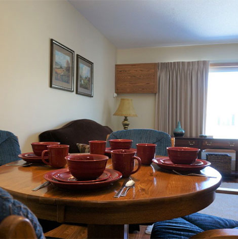 Dining room.