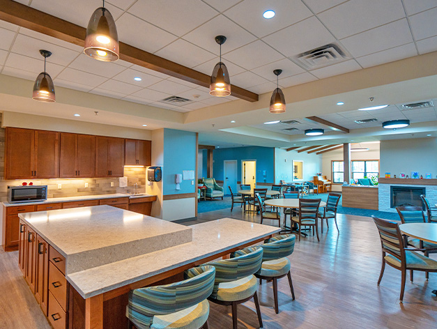 Dining room.
