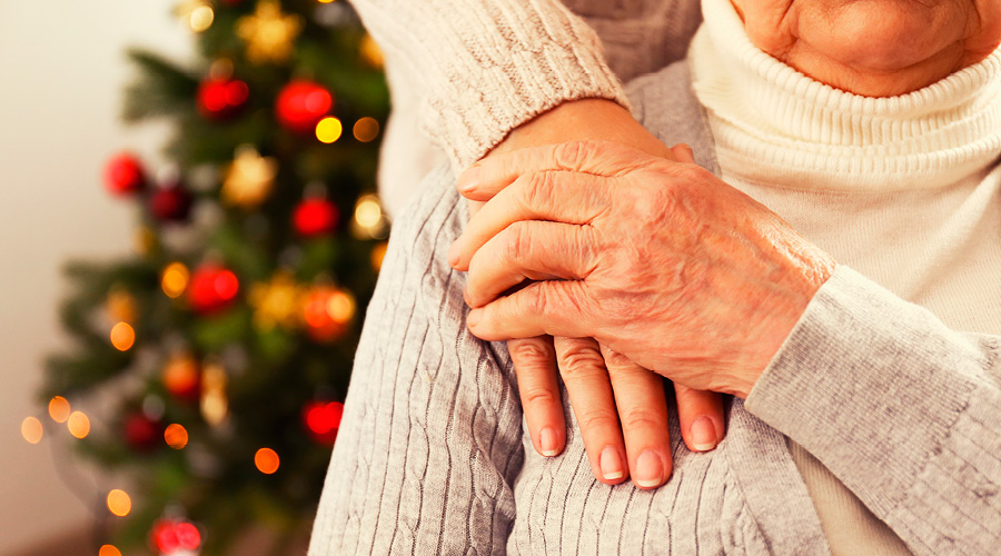 Alzheimer's and the holidays: 7 tips for coping